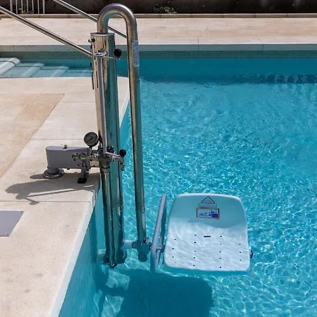 Bellamar Luxury In With Amenities